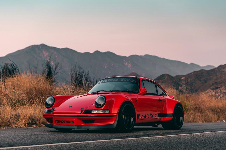  Porsche 911 by RWB 2019 года  (фото 1 из 34)